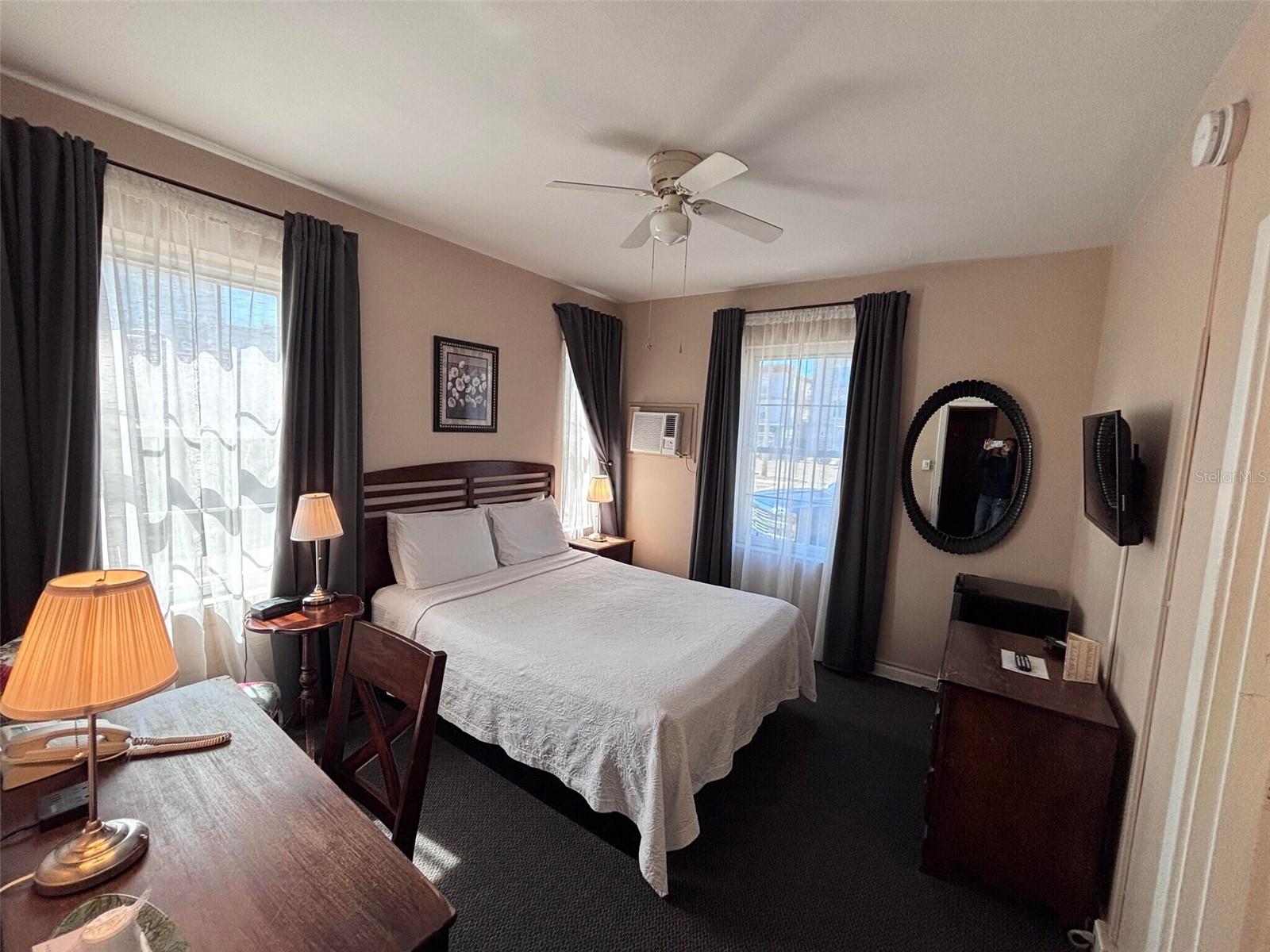 Listing photo id 13 for Address Not Provided