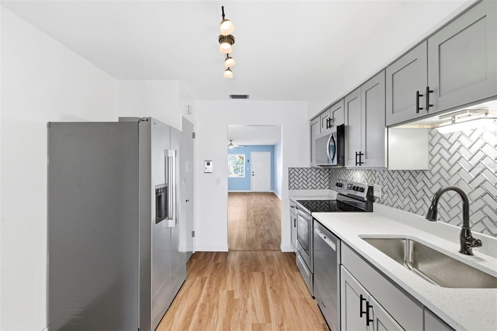 Image 17 of 44 For 5155 9th Avenue N 104