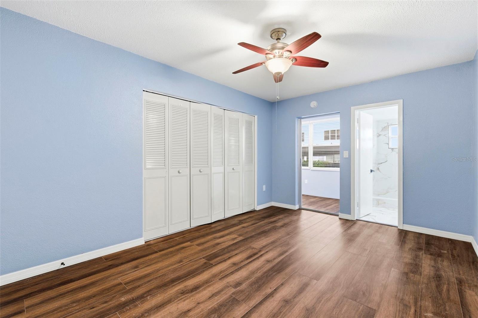 Image 21 of 44 For 5155 9th Avenue N 104