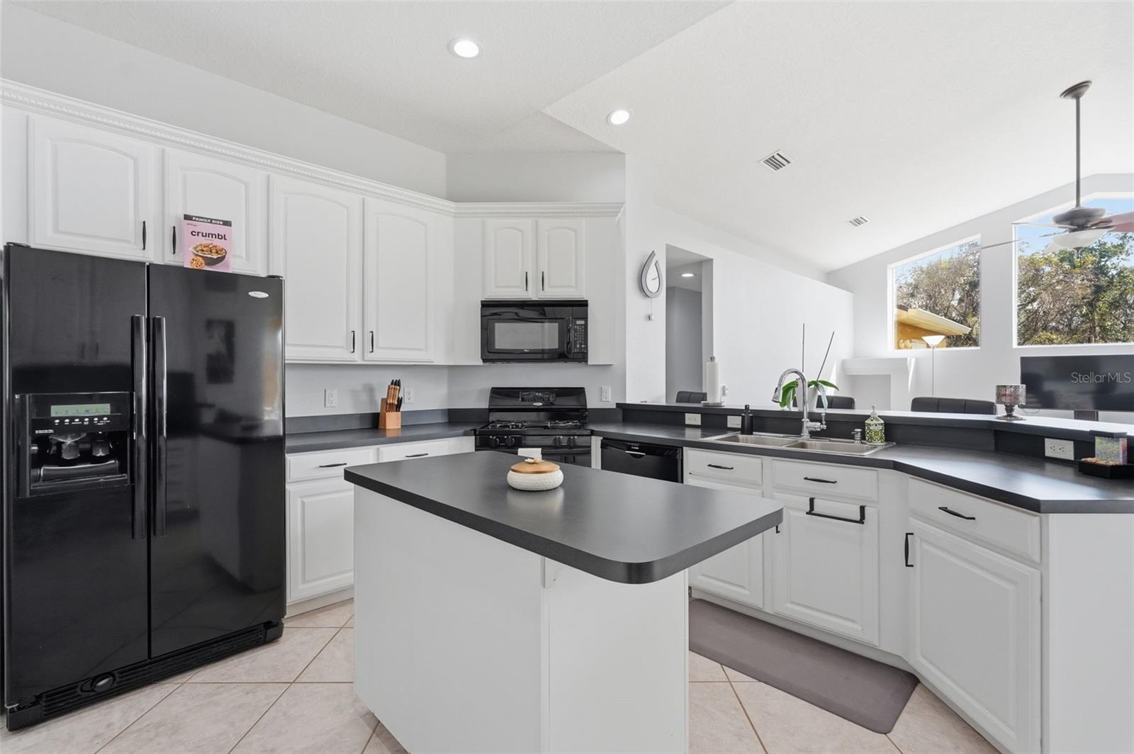 Image 19 of 55 For 12329 Creek Edge Drive