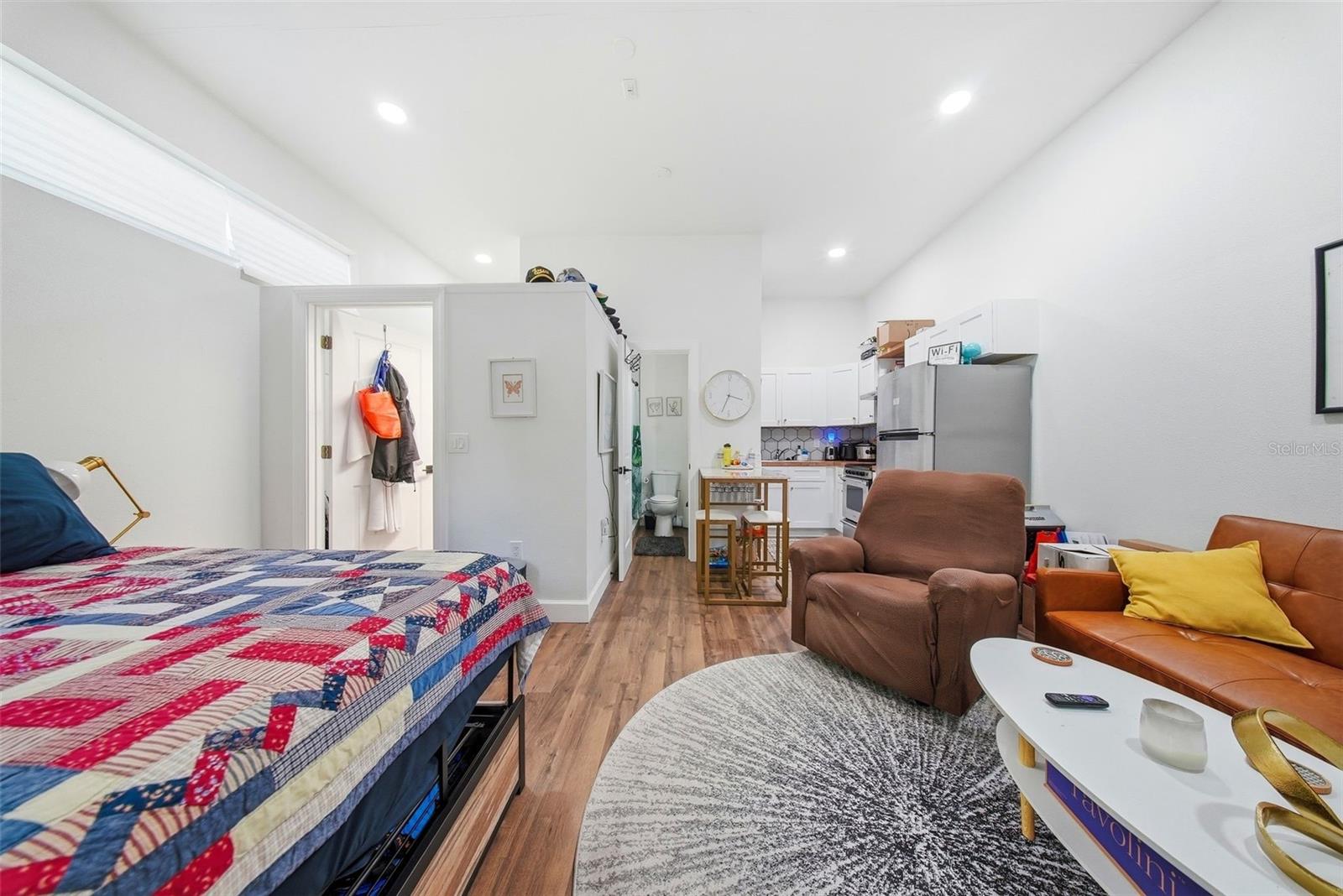 Image 17 of 50 For 532 31st Street S