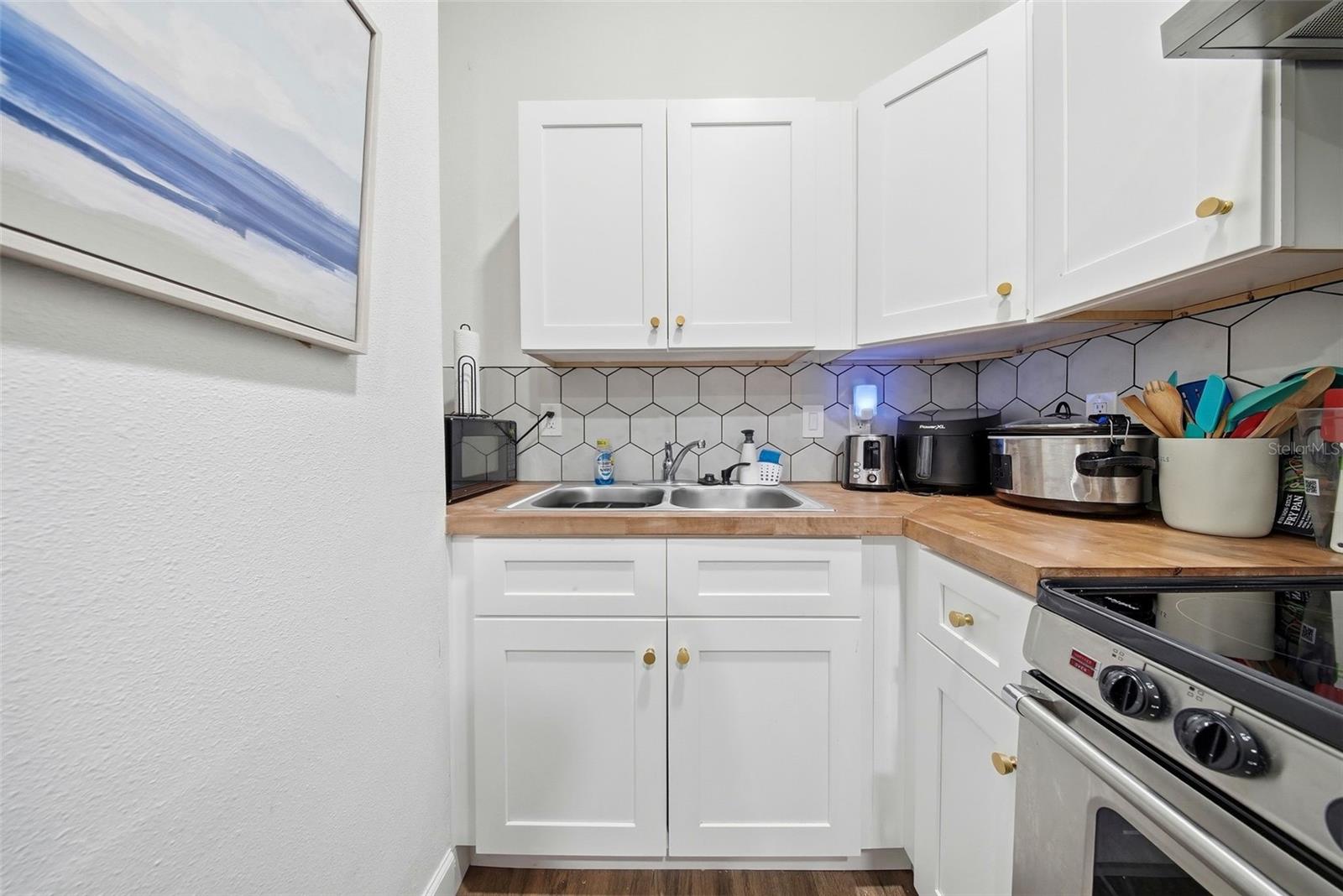 Image 24 of 50 For 532 31st Street S