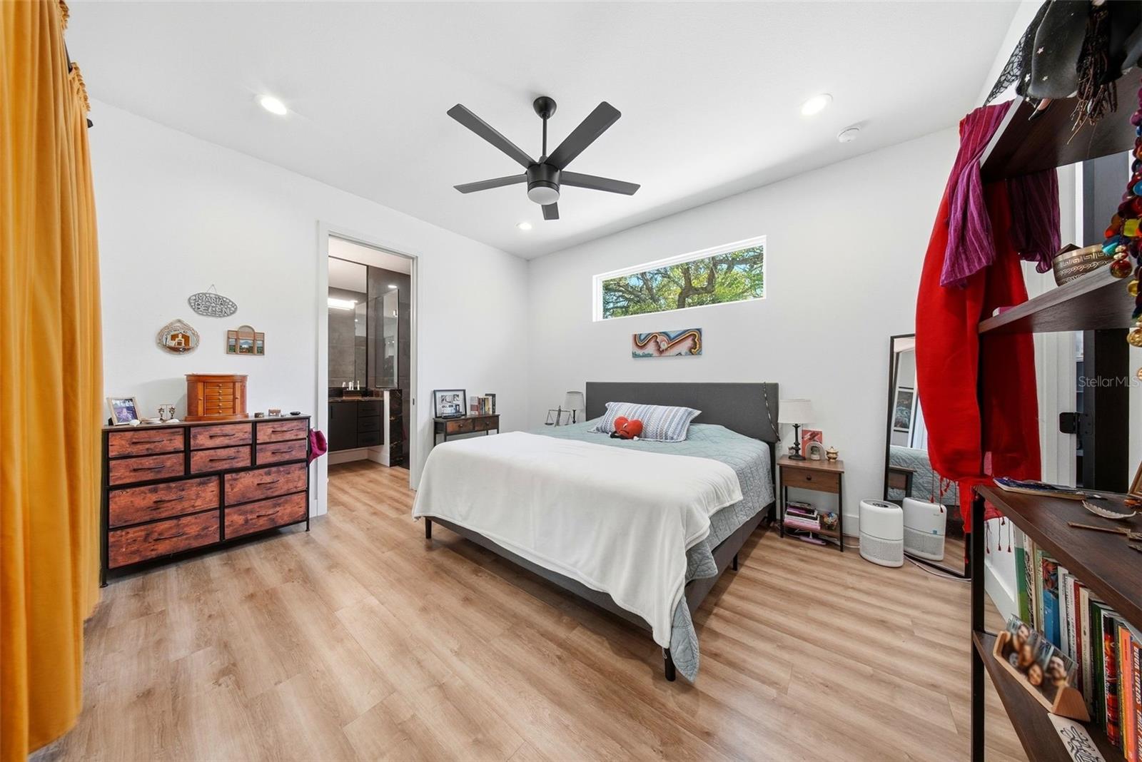 Image 33 of 50 For 532 31st Street S