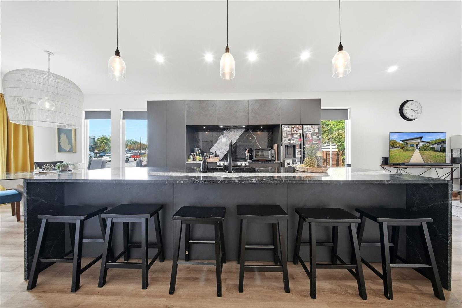 Image 4 of 50 For 532 31st Street S