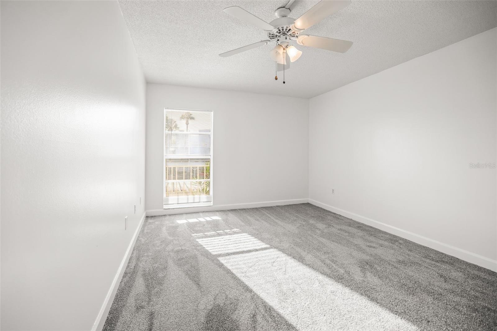 Image 18 of 37 For 225 Country Club Drive D237