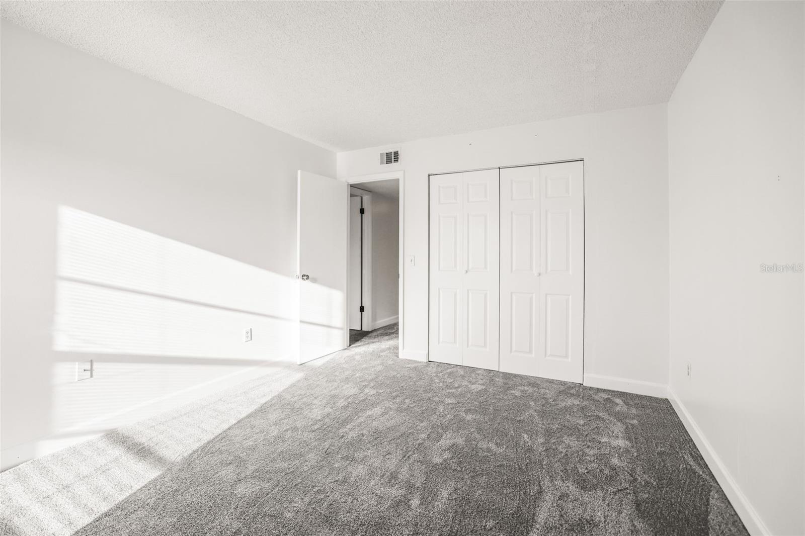 Image 22 of 37 For 225 Country Club Drive D237