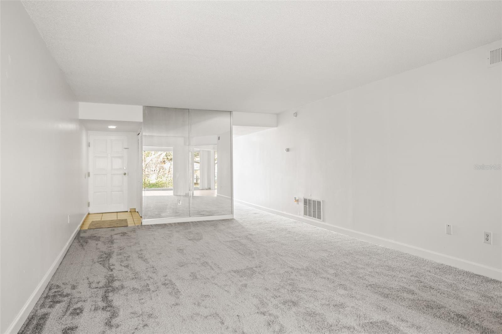 Image 6 of 37 For 225 Country Club Drive D237