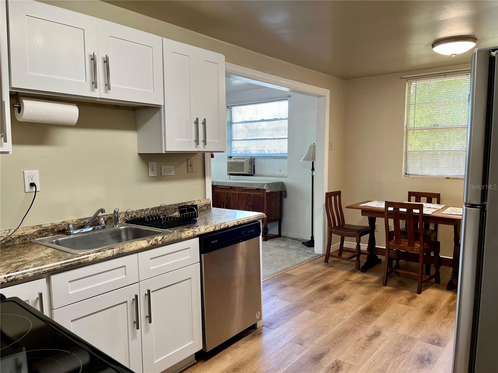 Image 10 of 16 For 108 Comanche Avenue