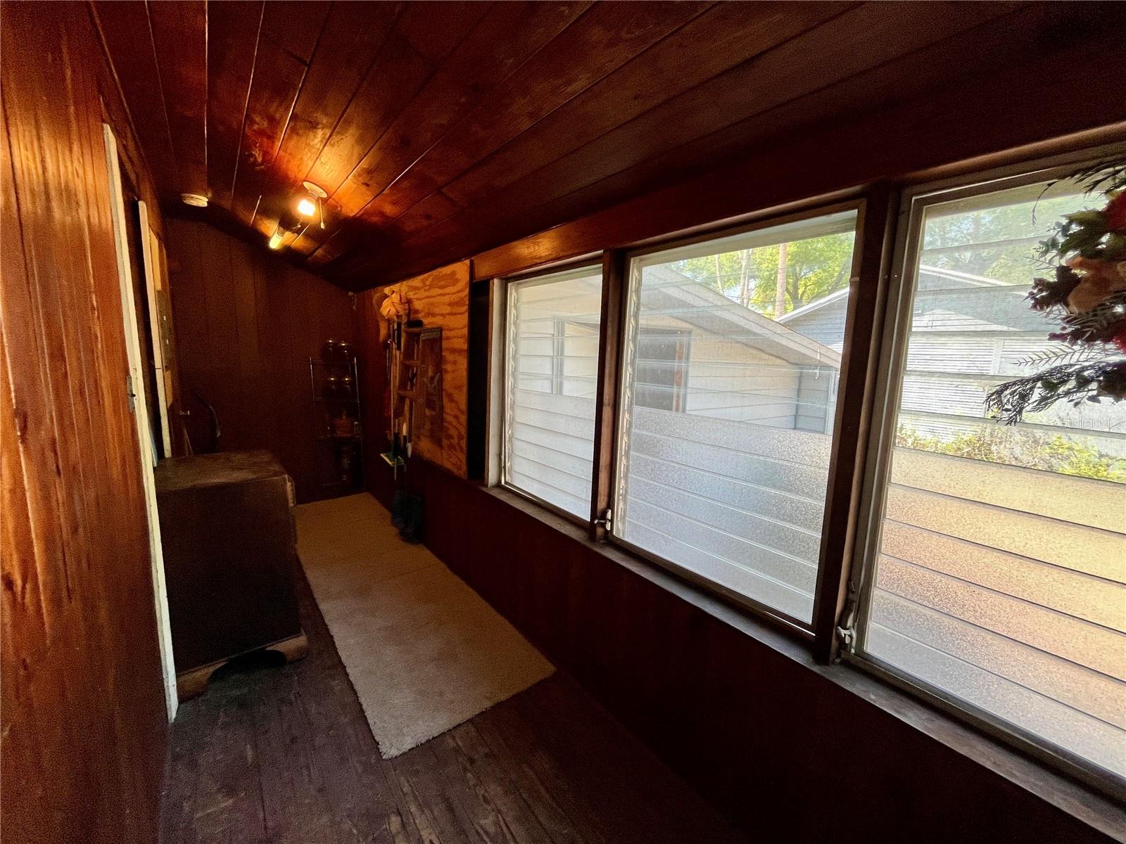 Image 15 of 16 For 108 Comanche Avenue