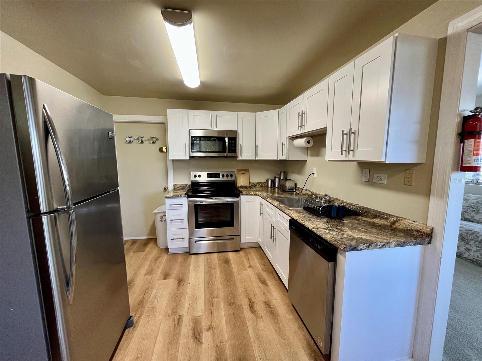 Image 9 of 16 For 108 Comanche Avenue