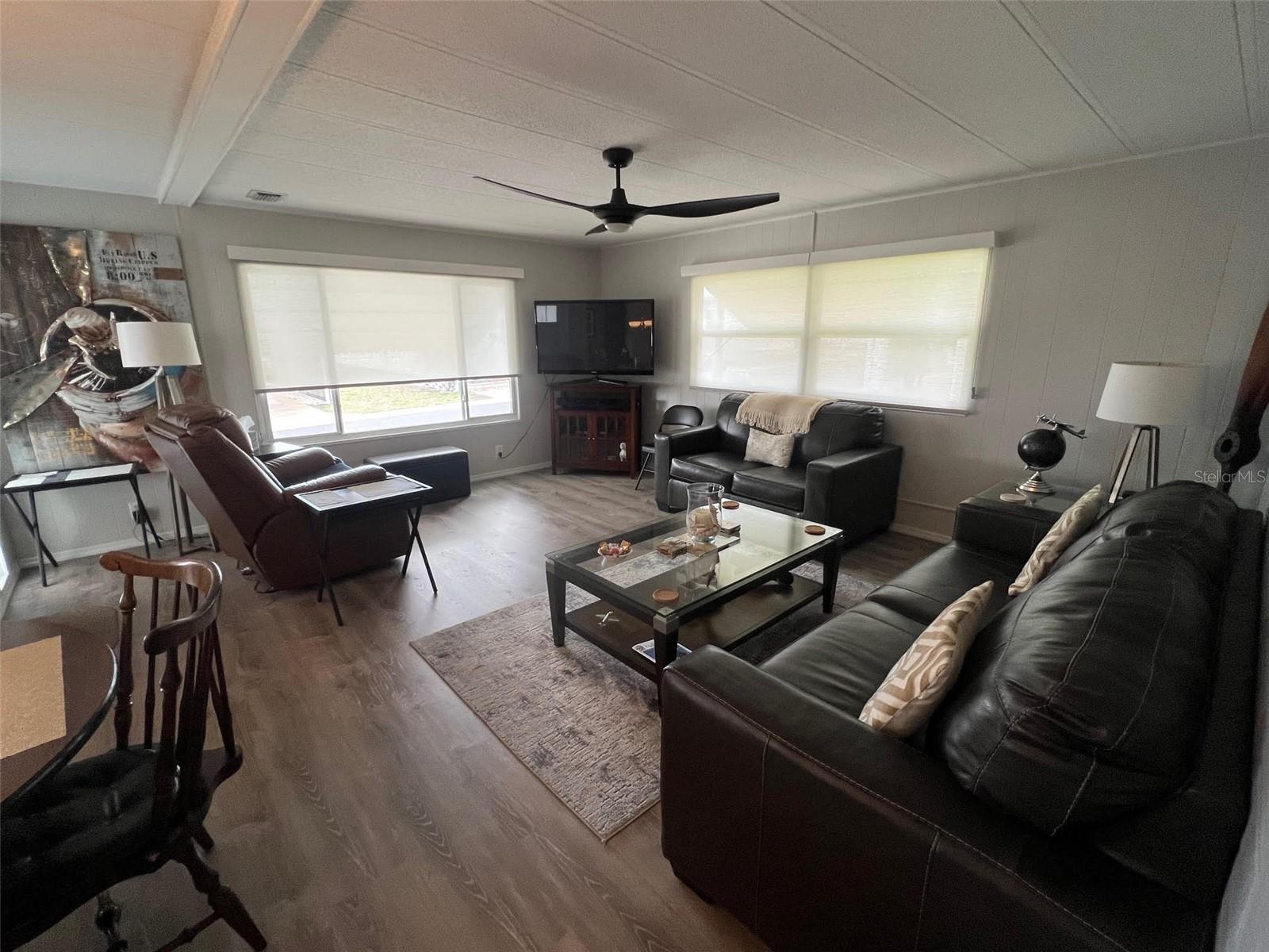 Image 15 of 35 For 471 Needle Palm Street