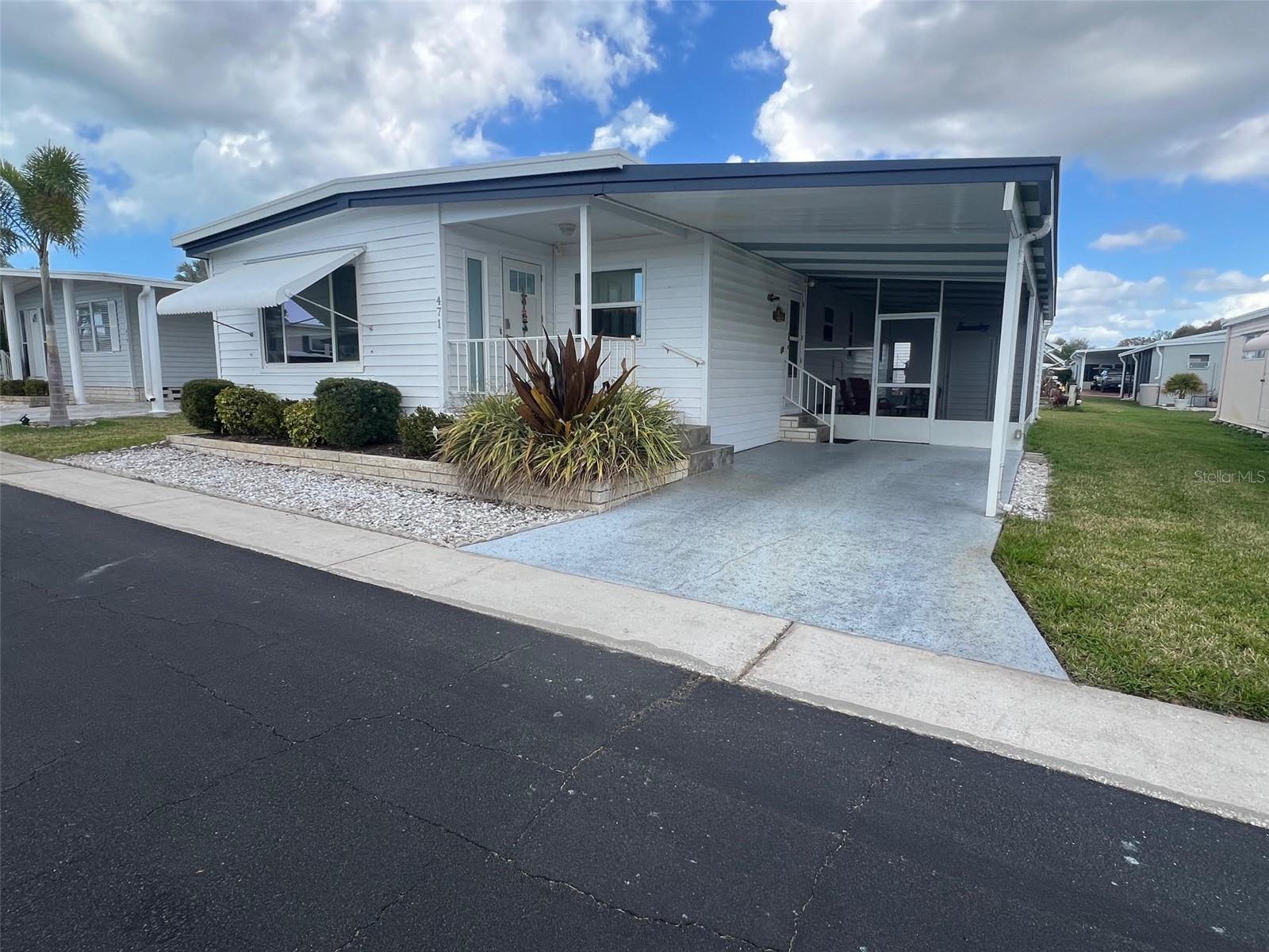 Image 2 of 35 For 471 Needle Palm Street