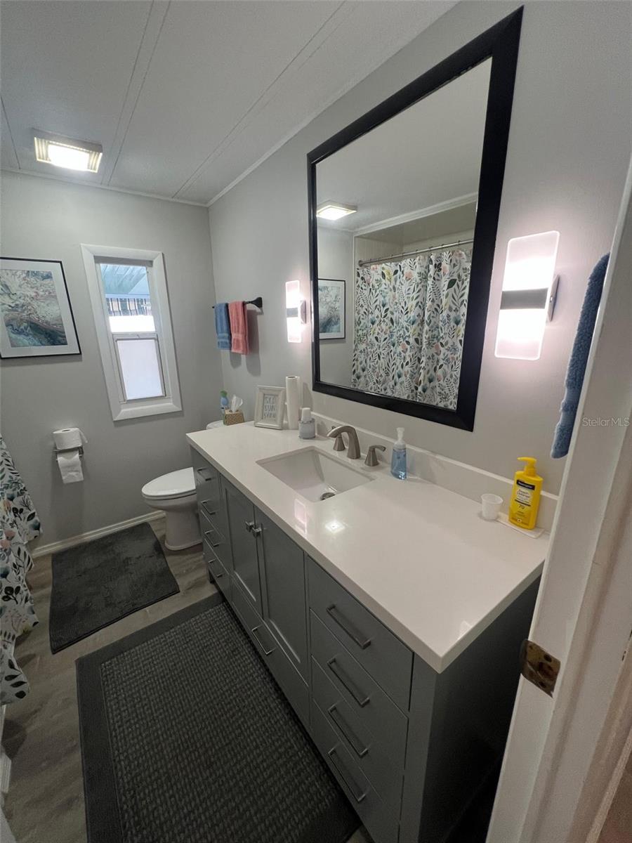 Image 22 of 35 For 471 Needle Palm Street