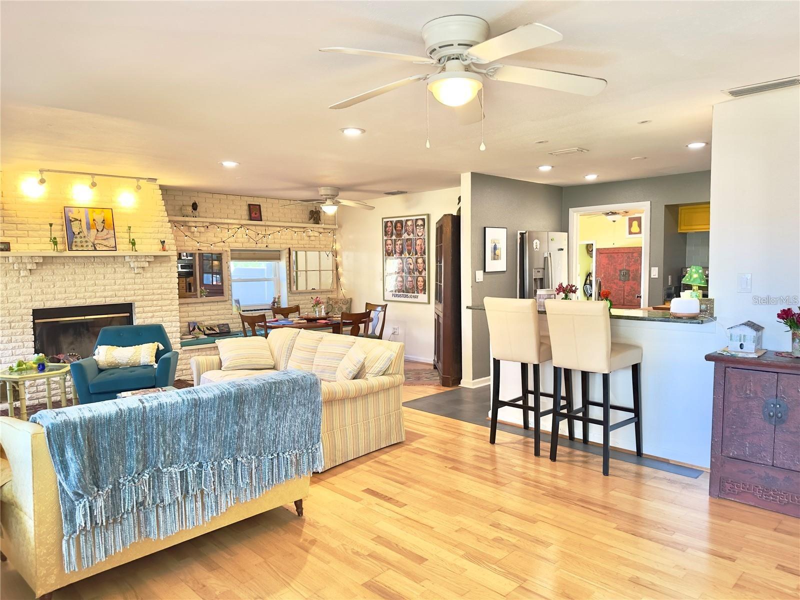 Image 3 of 32 For 1208 Hull Street S