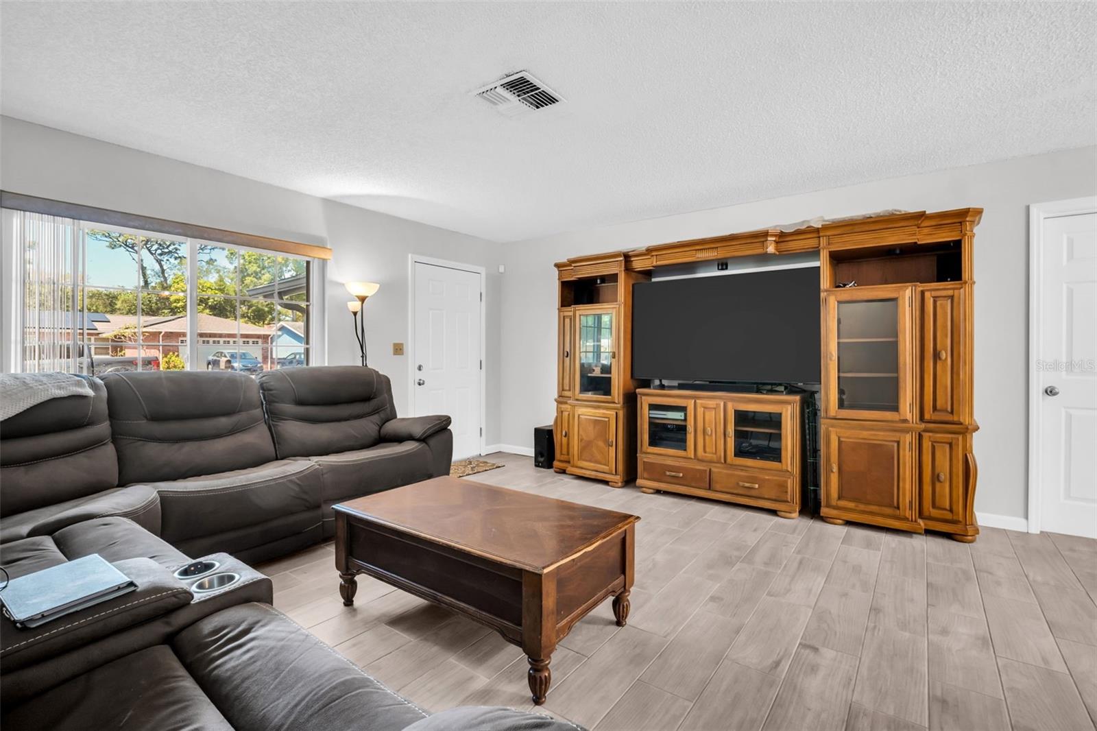 Image 7 of 28 For 2023 Dodge Street