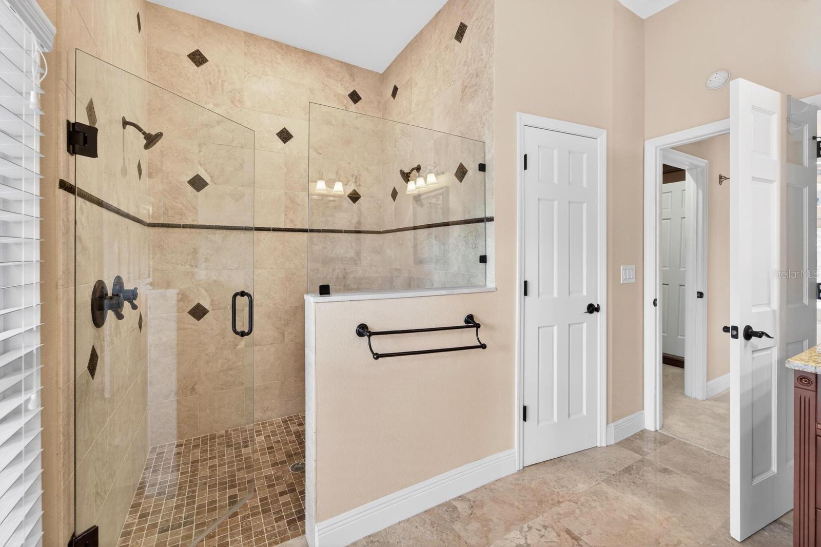 Image 10 of 51 For 4610 Clarksdale Lane