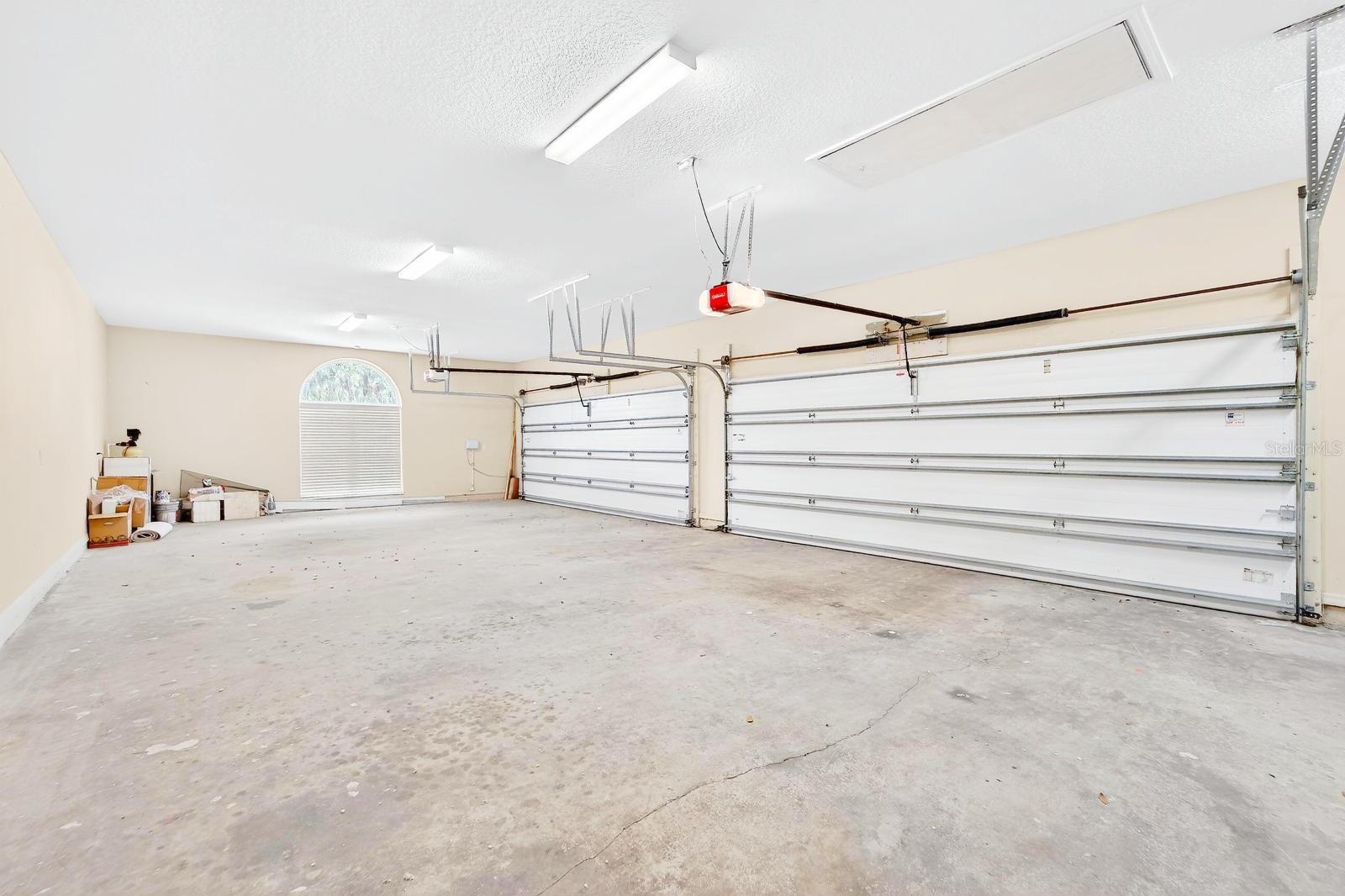 Image 25 of 51 For 4610 Clarksdale Lane