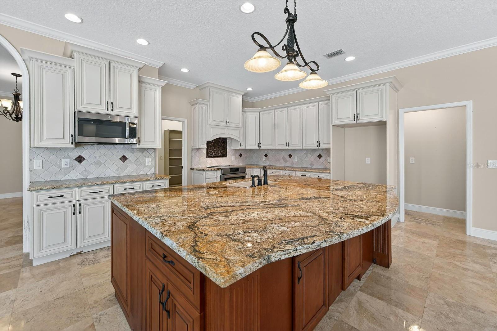 Image 29 of 51 For 4610 Clarksdale Lane