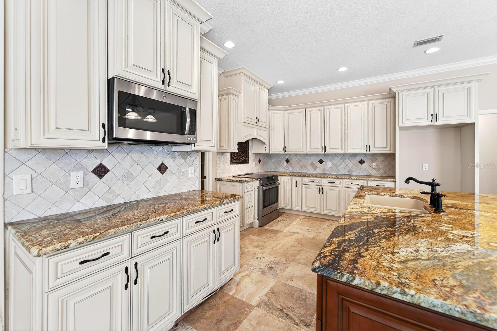 Image 5 of 51 For 4610 Clarksdale Lane