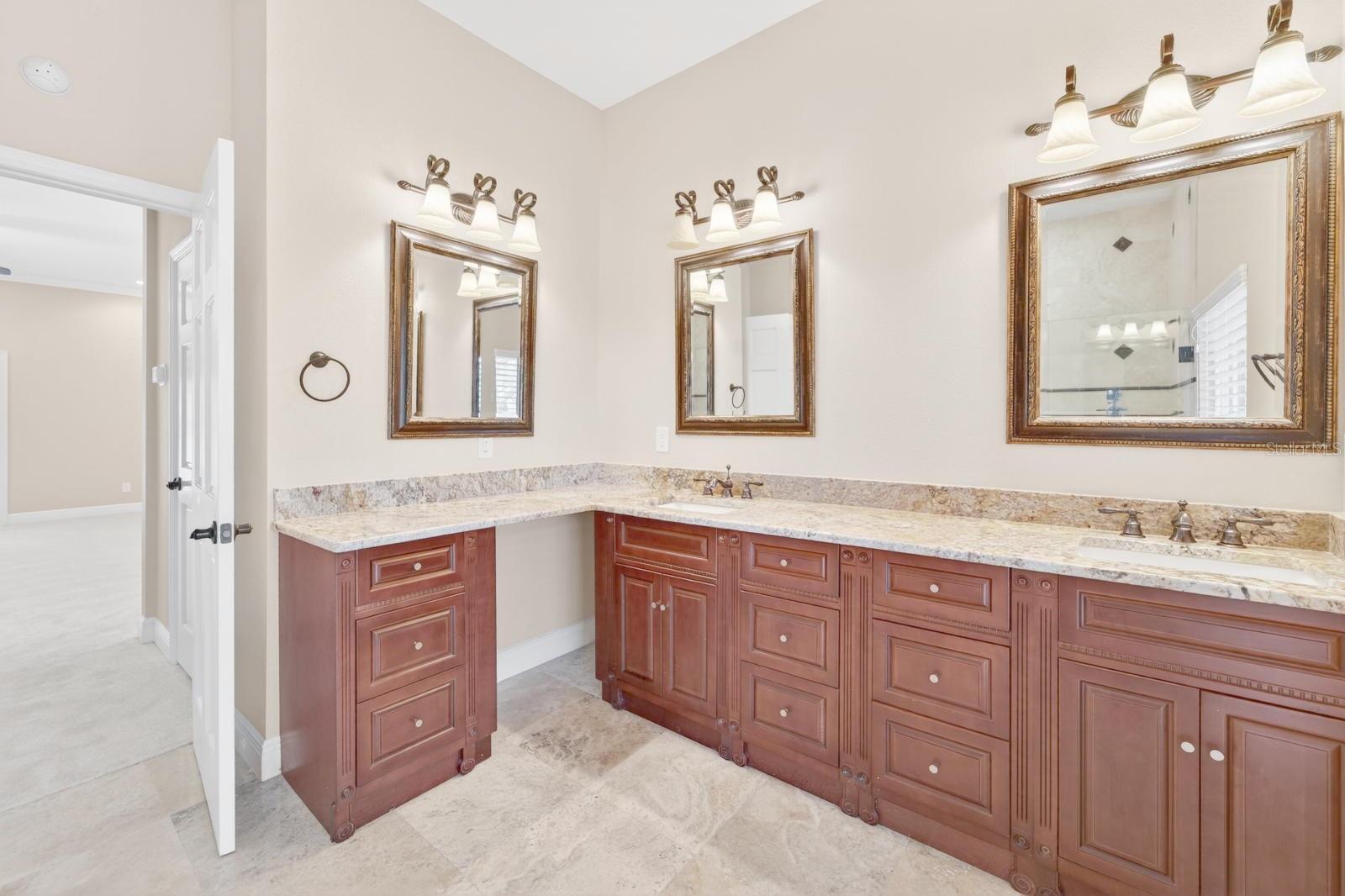 Image 9 of 51 For 4610 Clarksdale Lane