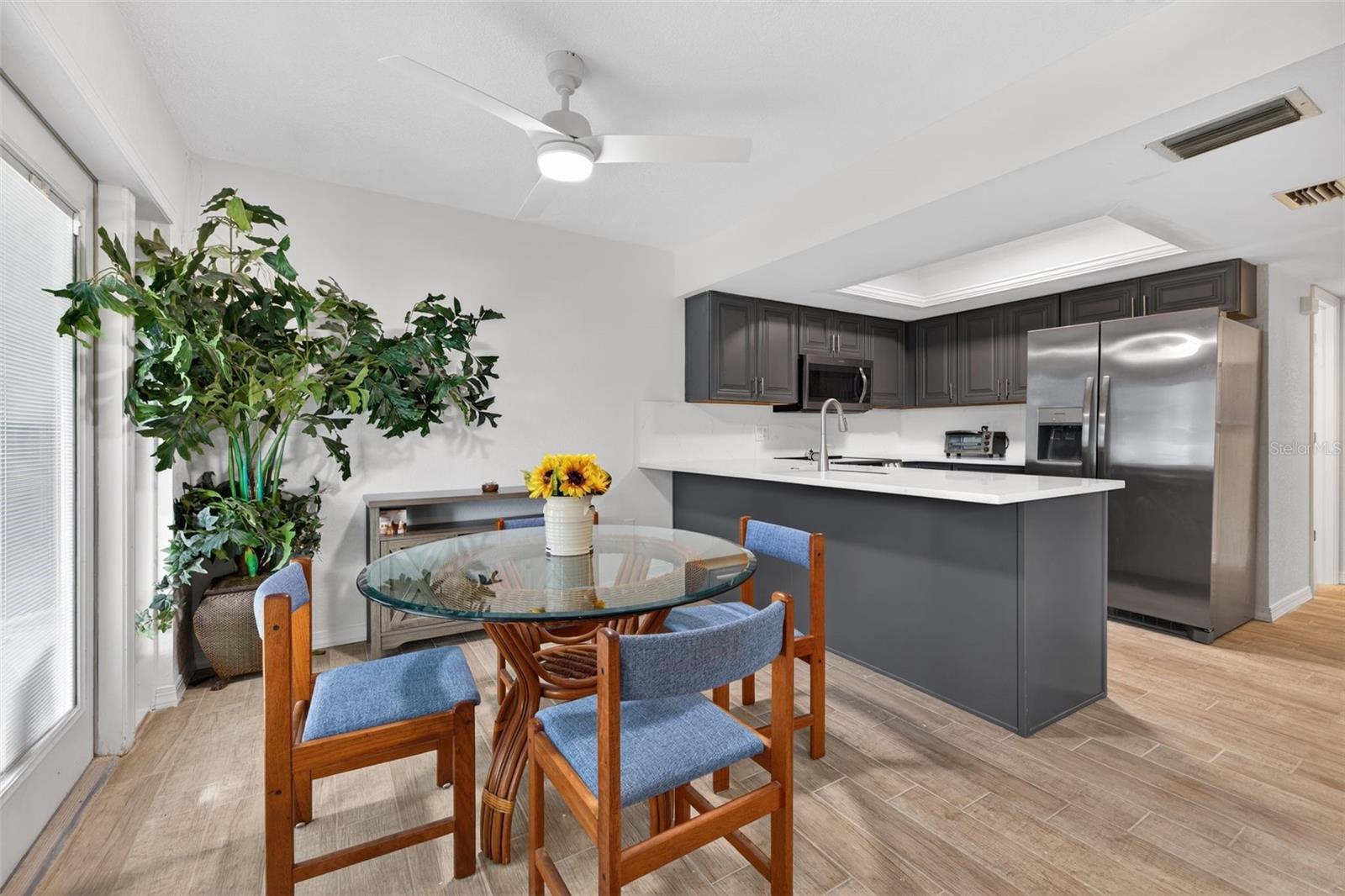 Image 6 of 32 For 6490 Cape Hatteras Way Ne 2