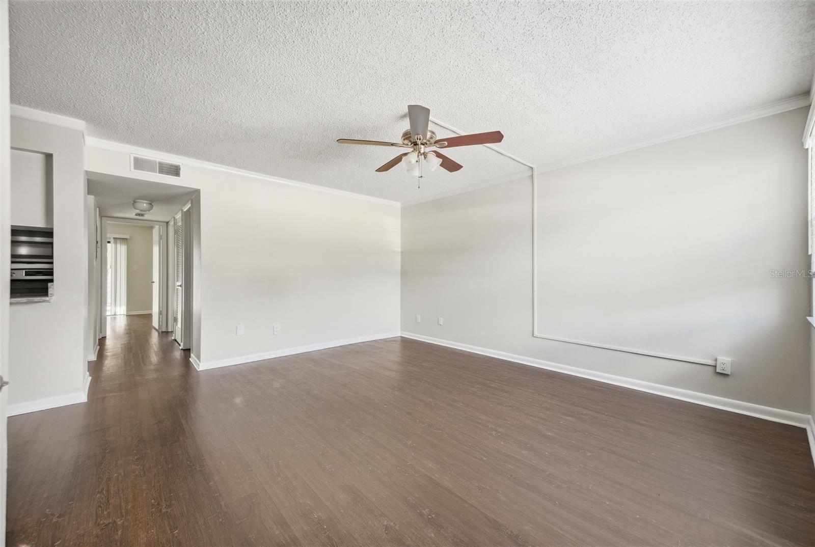 Image 11 of 23 For 3102 Horatio Street 12