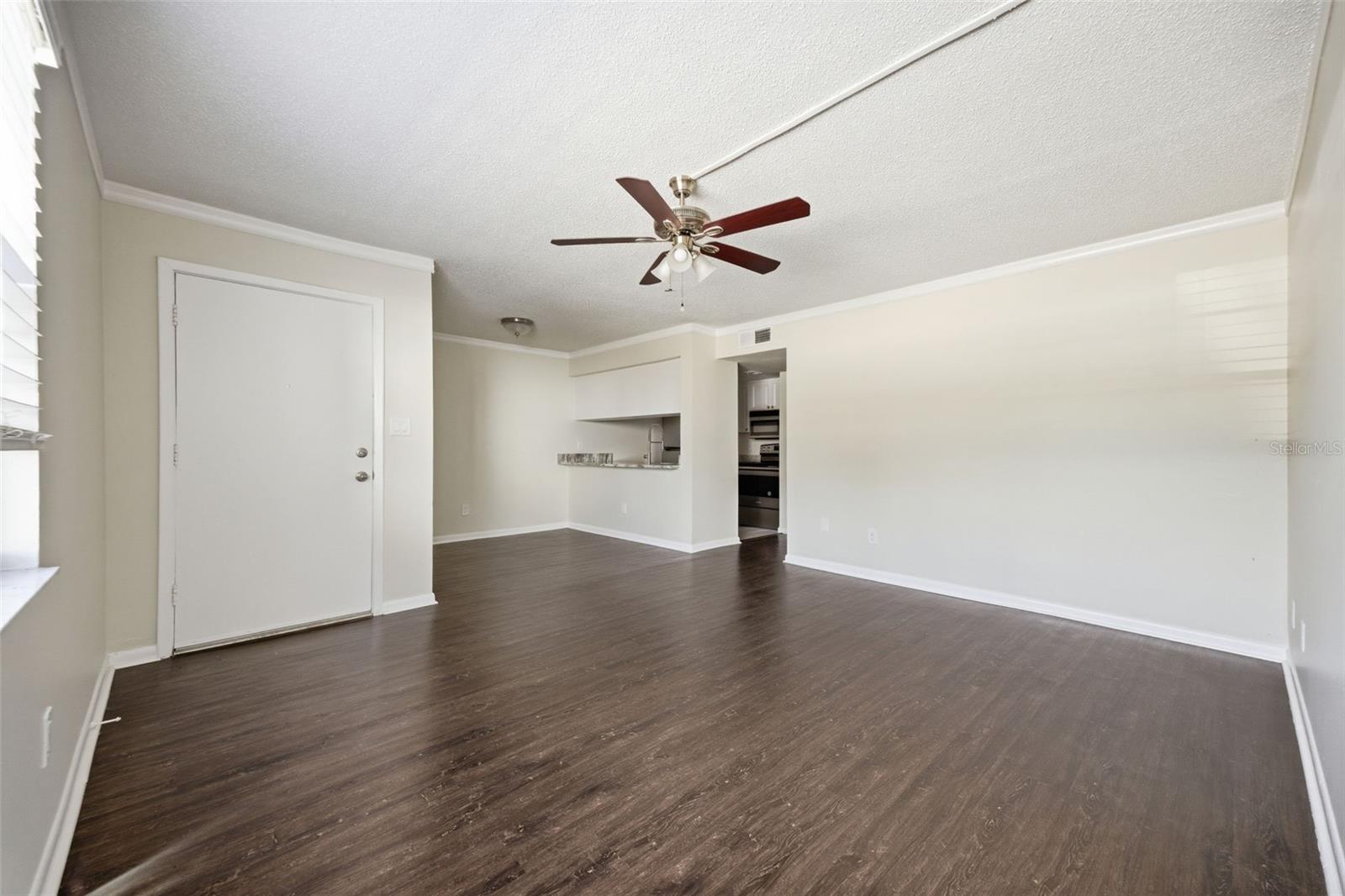 Image 12 of 23 For 3102 Horatio Street 12