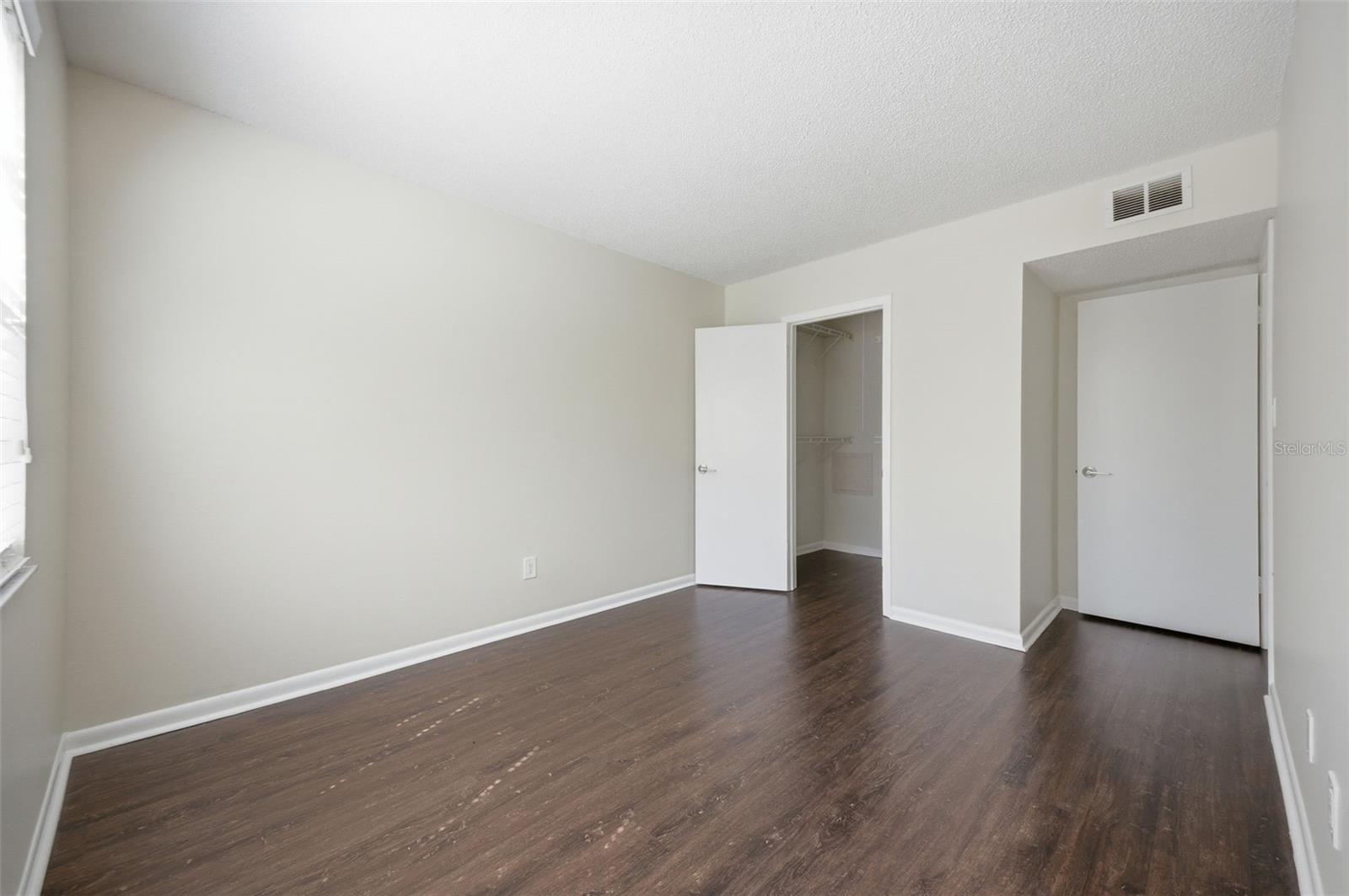 Image 17 of 23 For 3102 Horatio Street 12