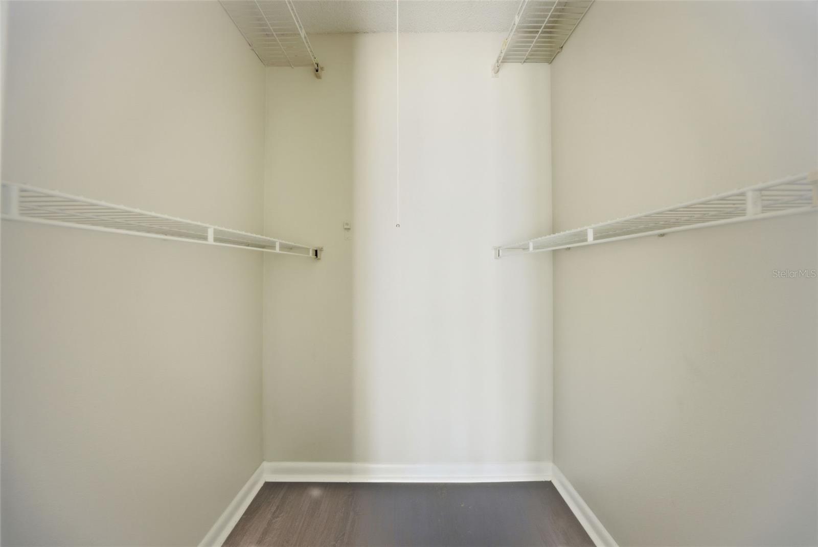 Image 18 of 23 For 3102 Horatio Street 12