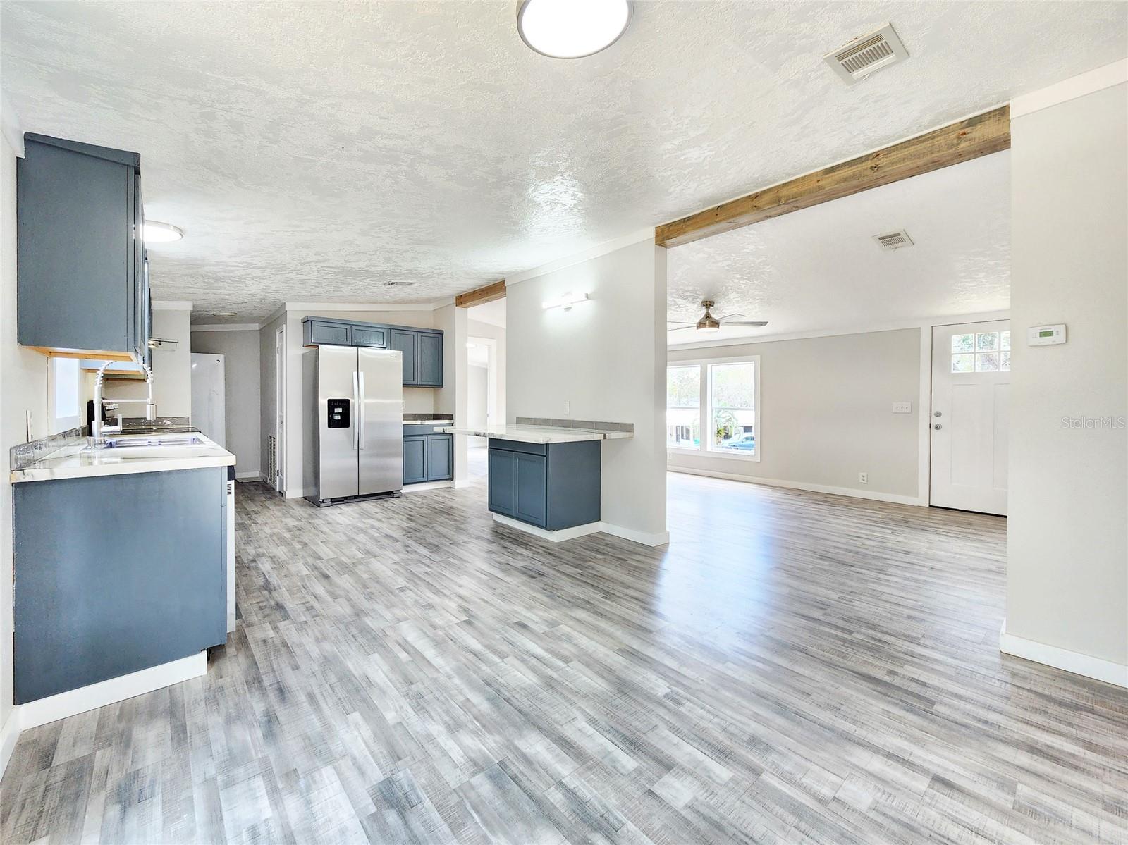 Image 13 of 44 For 88 Saturn Avenue