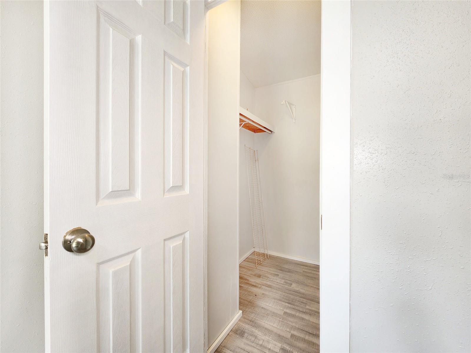 Image 24 of 44 For 88 Saturn Avenue