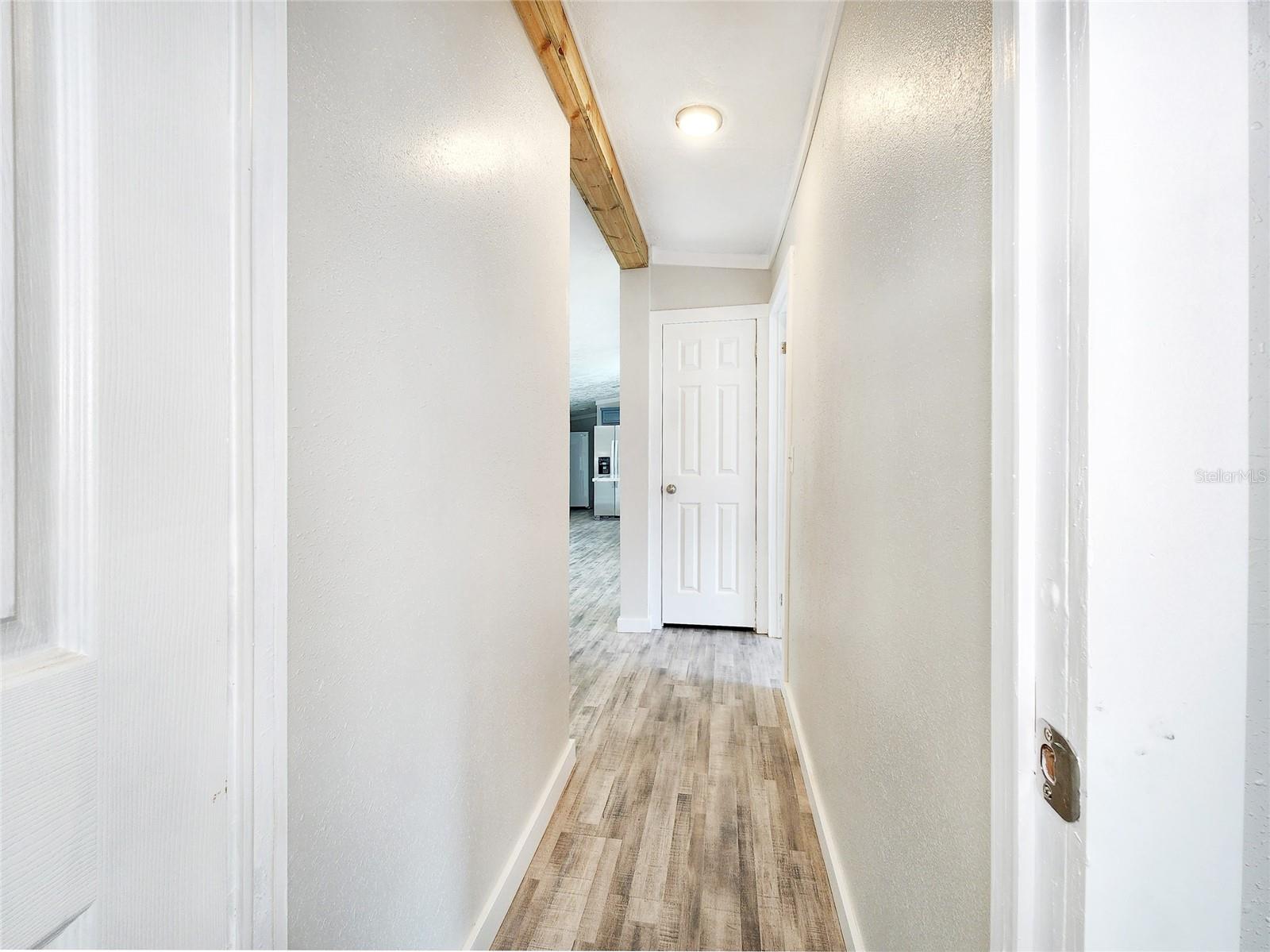 Image 25 of 44 For 88 Saturn Avenue