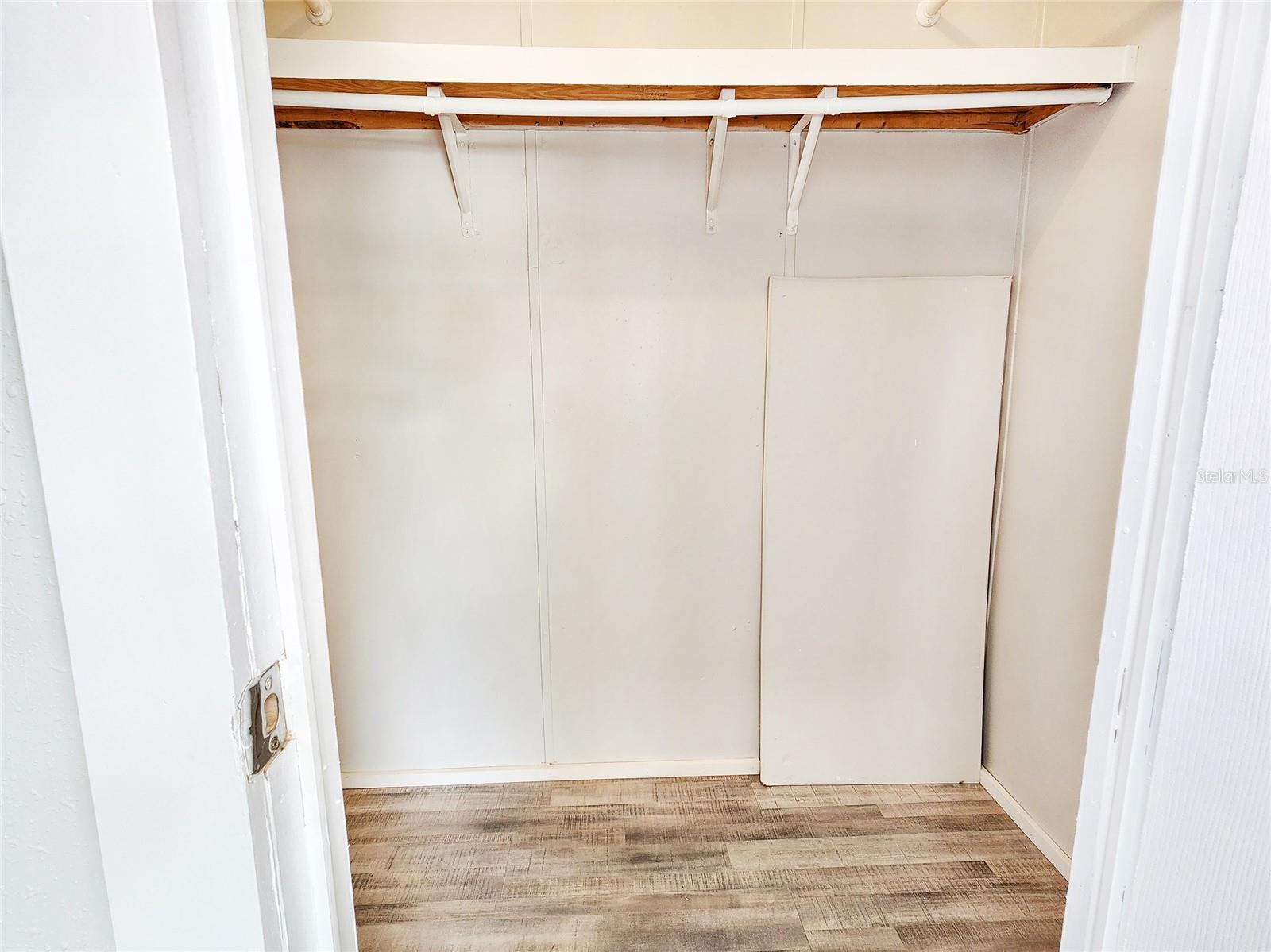 Image 30 of 44 For 88 Saturn Avenue