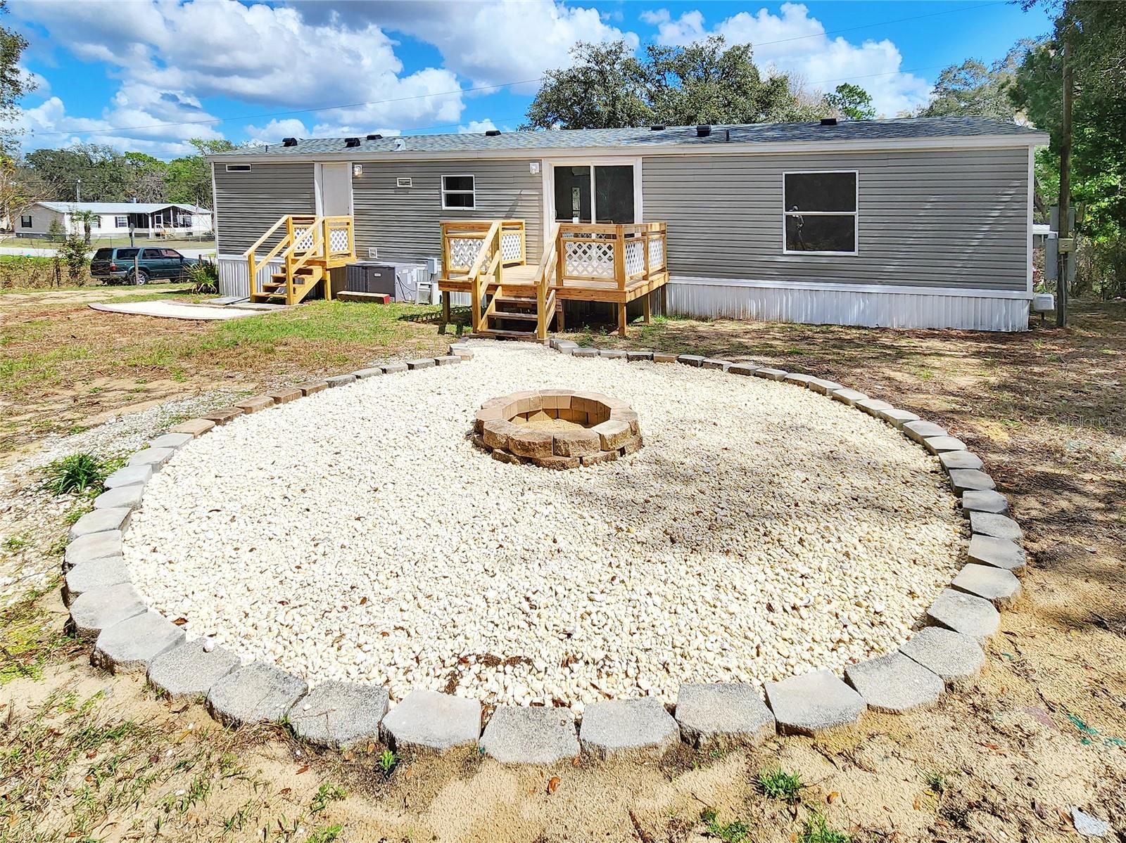 Image 39 of 44 For 88 Saturn Avenue