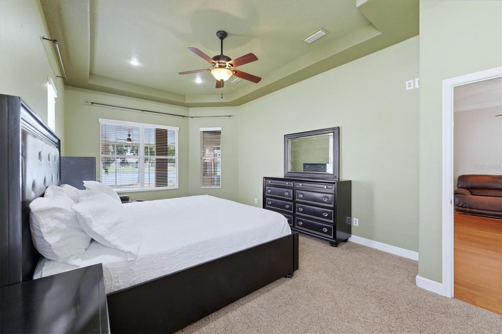 Image 21 of 46 For 6145 46th Lane E