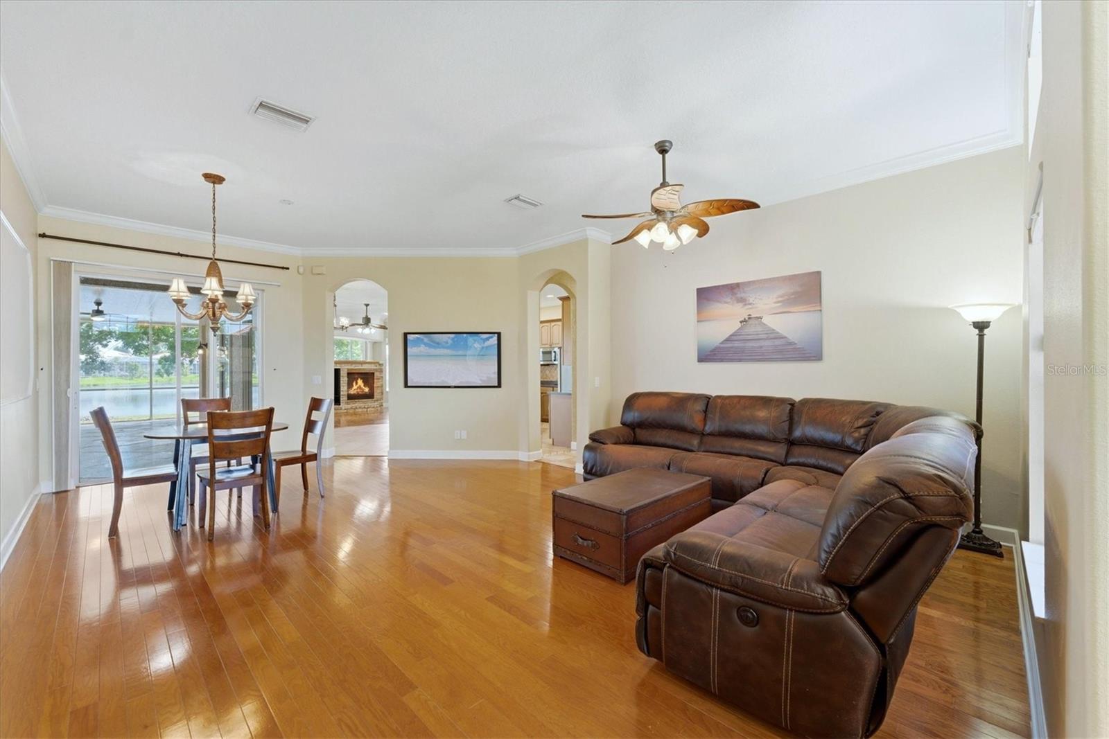 Image 6 of 46 For 6145 46th Lane E