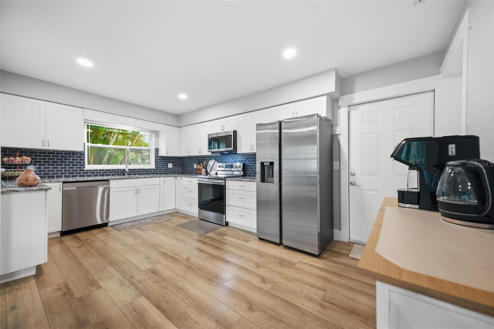 Image 11 of 50 For 2036 Ridge Drive