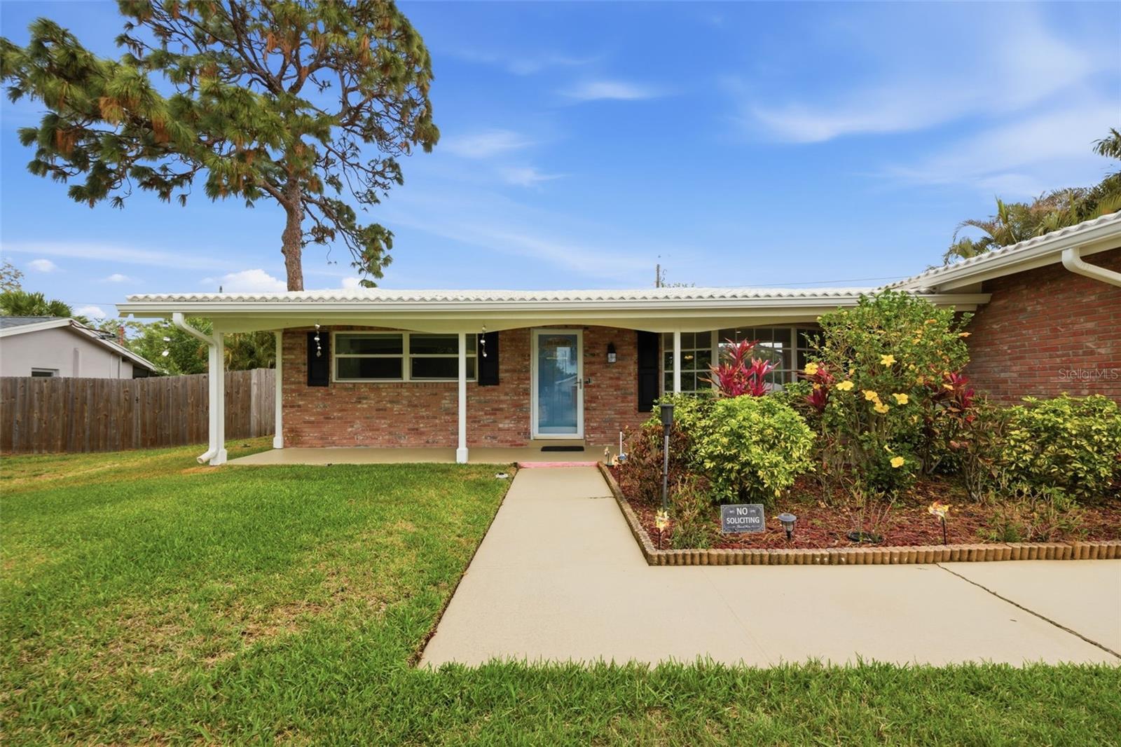 Image 5 of 50 For 2036 Ridge Drive