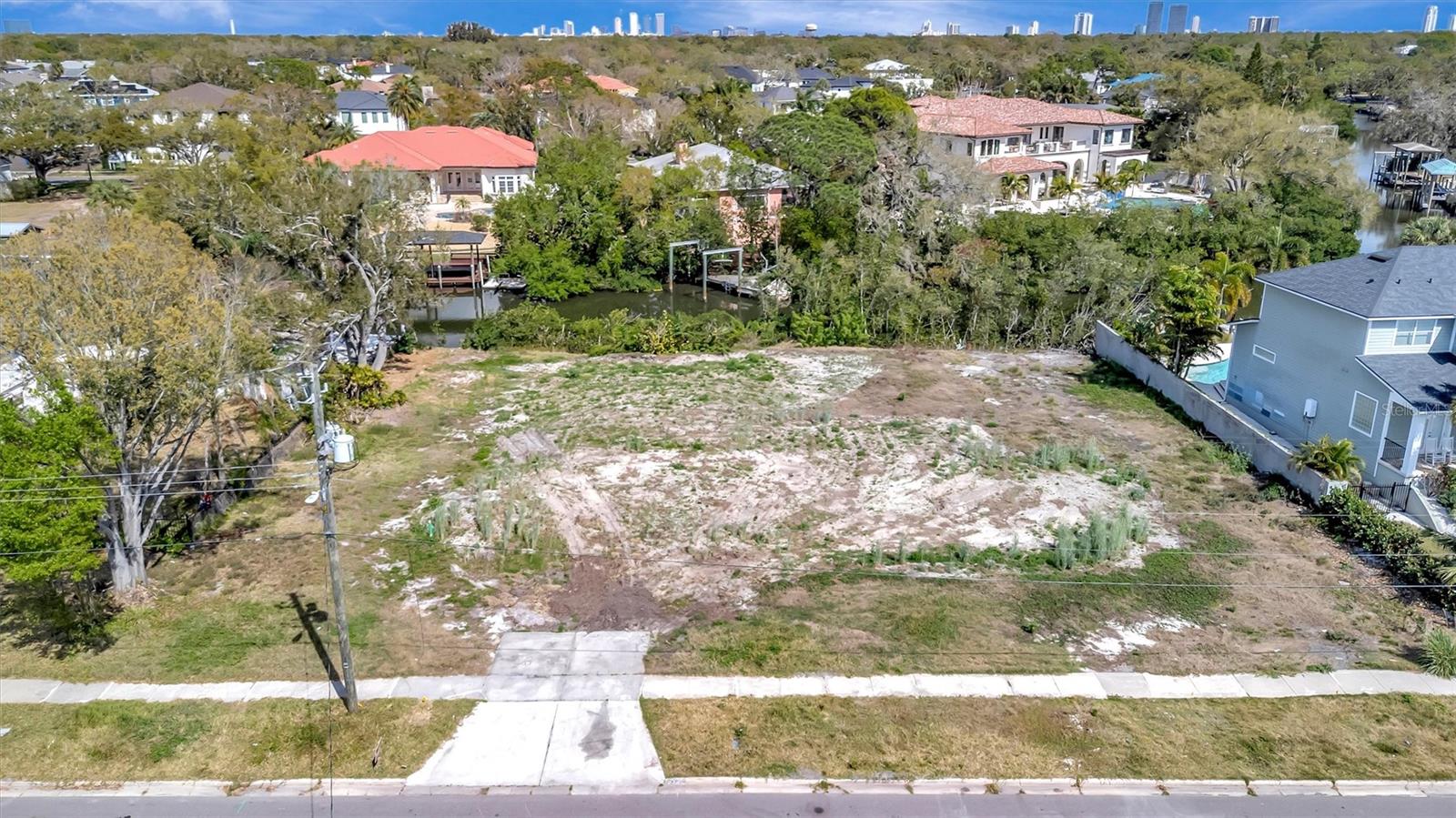 Image 12 of 24 For 2618 Dundee Street Parcel A