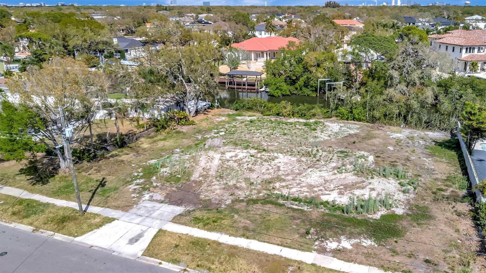 Image 13 of 24 For 2618 Dundee Street Parcel A