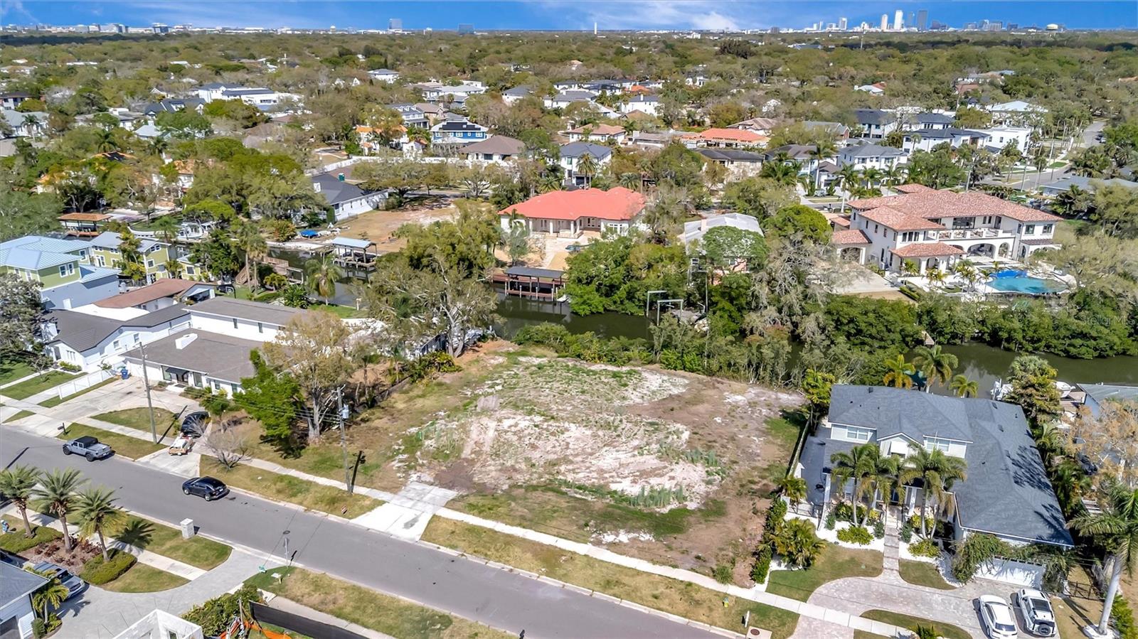 Image 14 of 24 For 2618 Dundee Street Parcel A