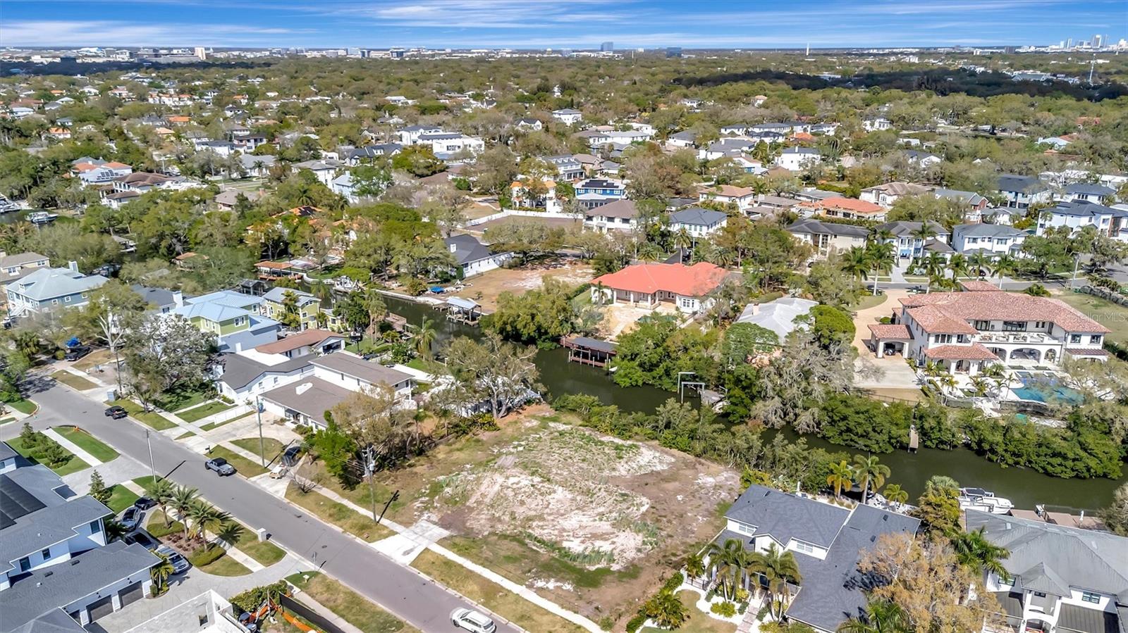 Image 18 of 24 For 2618 Dundee Street Parcel A