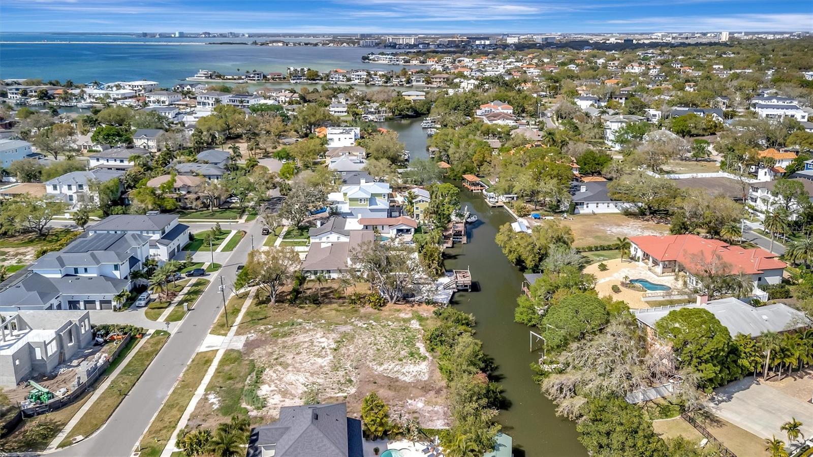 Image 19 of 24 For 2618 Dundee Street Parcel A