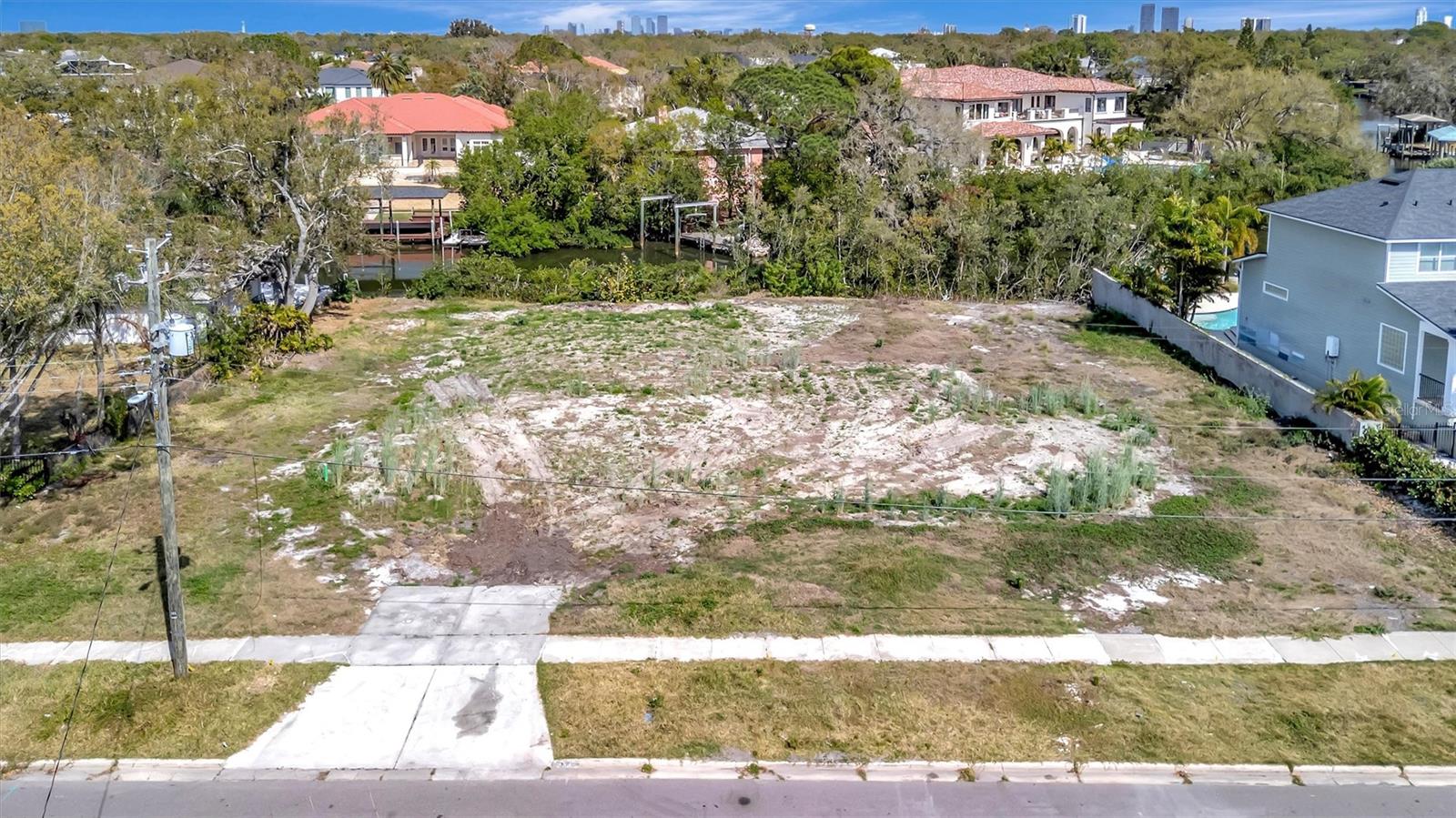 Image 5 of 24 For 2618 Dundee Street Parcel A