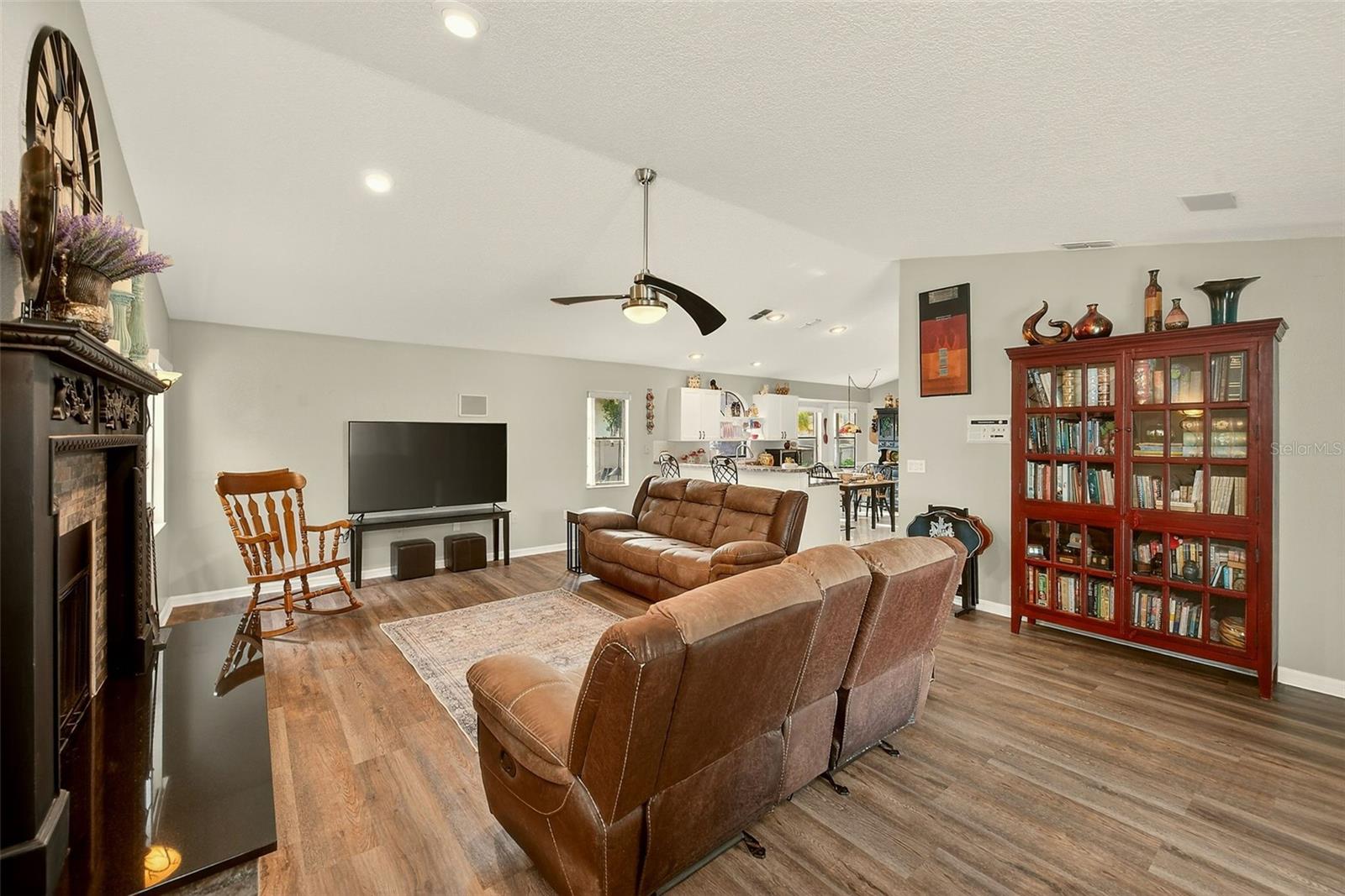 Image 11 of 59 For 9743 Hermosillo Drive