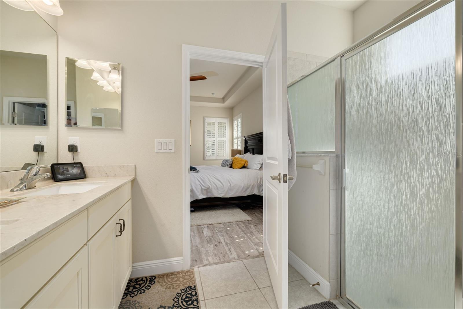 Image 13 of 36 For 593 Ozona Village Drive