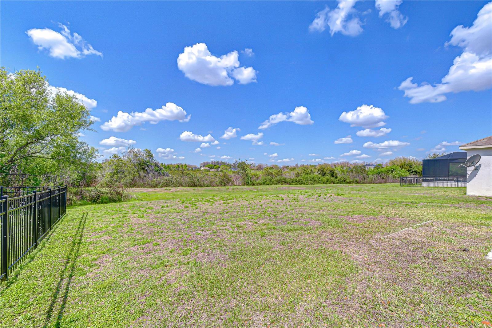 Image 31 of 33 For 6029 Sweet William Terrace