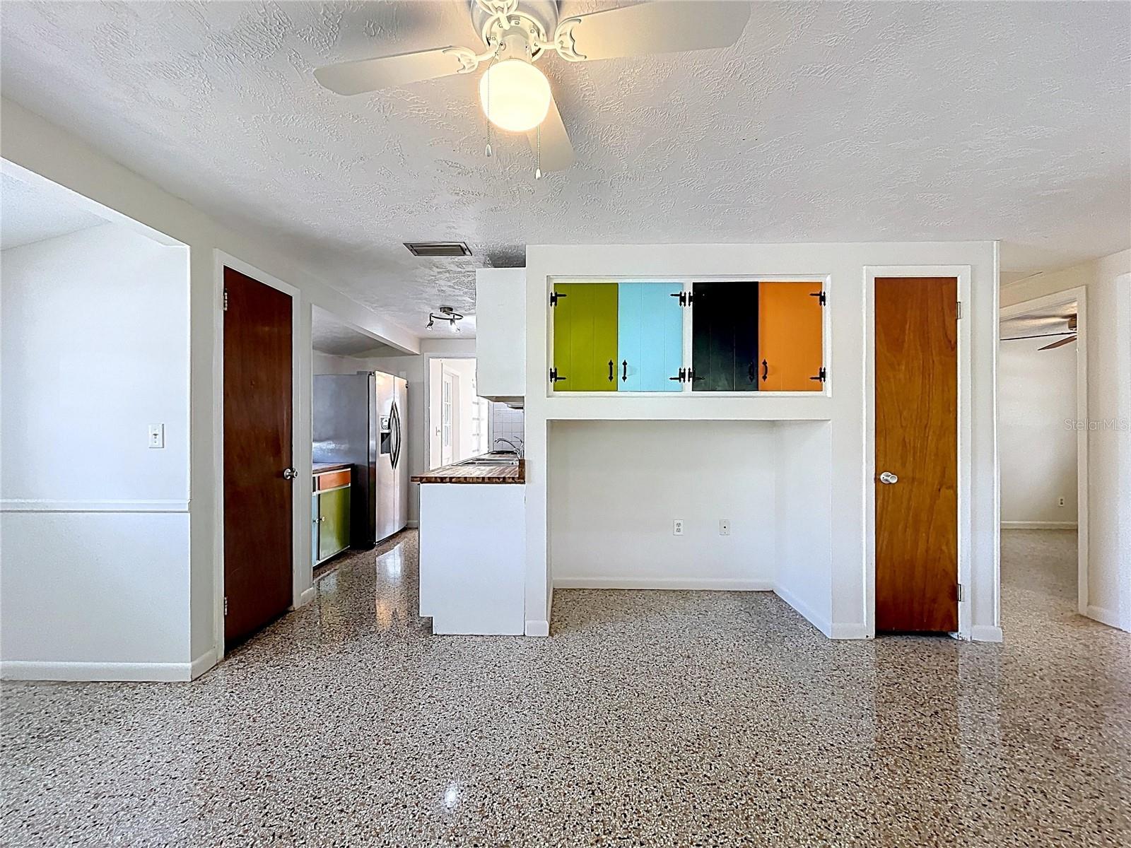 Listing photo id 4 for 1415 Idlewild Avenue