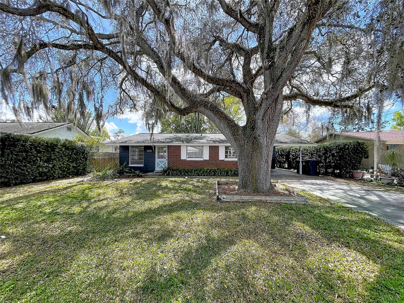 Listing photo id 6 for 1415 Idlewild Avenue