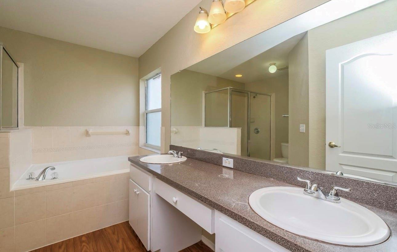 Image 10 of 11 For 10456 Clarion Street